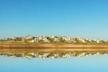 هتل Ancient Sands Golf Resort And Residences