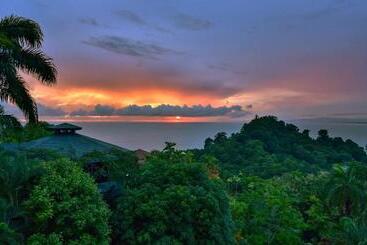 בית מלון כפרי Tulemar Resort