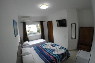 ホテル Pousada Acquaville