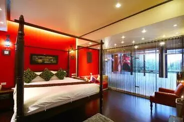 Majatalo Mystery 13 B&b