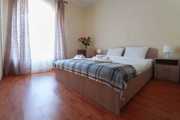 Отель Megapolis