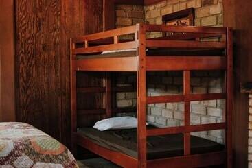 בית מלון כפרי Otinapa Sierra Camps