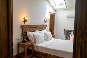 Villa Pietra Butik Otel