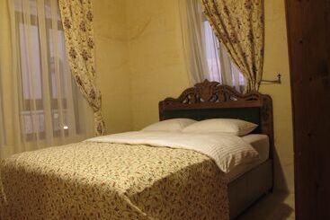 تختخواب و صبحانه Elci Konagi Butik Hotel Special Class