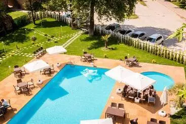 Limnades Hotel İznik