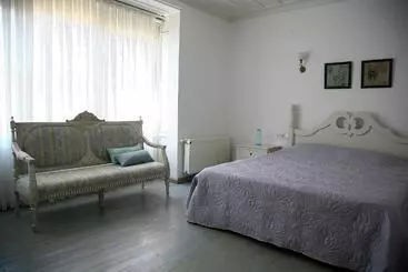 Hotel Gule Cunda