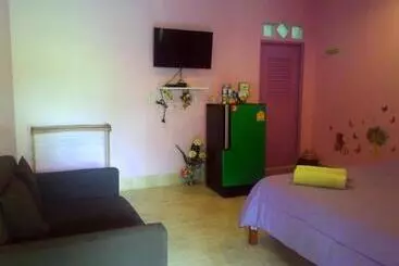 Hostel Baan Benjathip