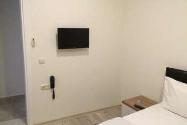 تختخواب و صبحانه Aydin Elit Pansiyon