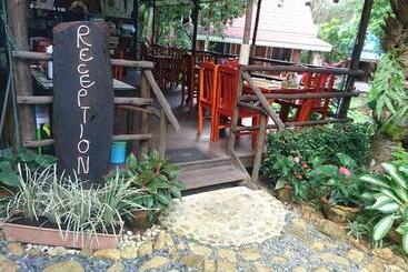 Hotell Macura Resort