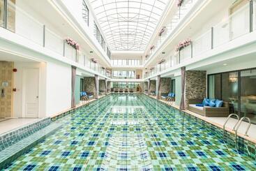 Отель My Vimarn Hua Hin