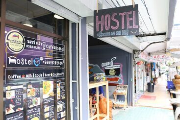 Norn Nung Len Cafe & Hostel