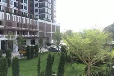 108 Beds Hostel