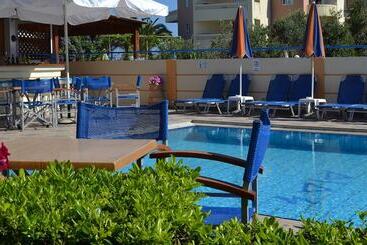 Dias Hotel Apartments