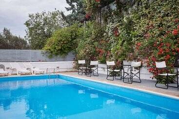 فندق Spetses Retreat Accommodation