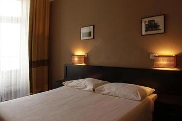 فندق Depandance Romantic Suites