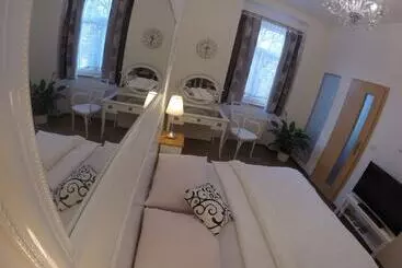 هتل Grand Tabor
