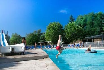 בית מלון כפרי Camping Les Portes Du Beaujolais