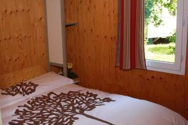 Hotel Camping Les Portes Du Beaujolais