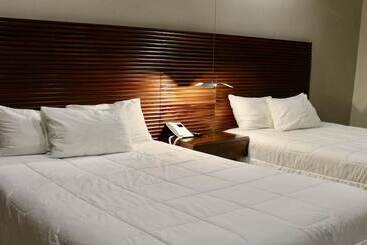 Szálloda Plaza Cuatro Cienegas