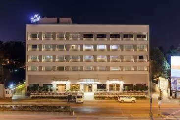 Otel Ramee Panchshil