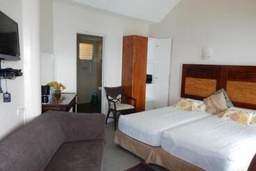 Oslob Seafari Resort