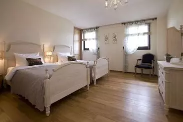 Sunnylands B&b 日光小鎮民宿