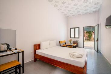 هتل Huong Giang Bungalow