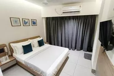 Kant By Gohotels   Near Shree Dwarkadhish Temple