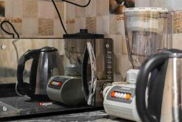 هتل An6ix Apartment