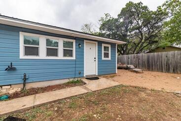 Otel Downtown Studio 2 At Beer Ranch Project Inn