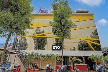 Hotel Oyo Flagship The Ashoka Boarding And Lodging