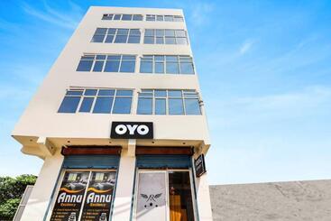 Hotel Oyo Flagship 81470 Annu Residency