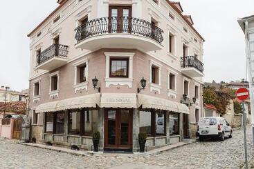 Отель Vila Sigal Korce