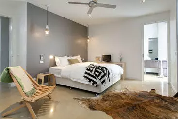 ホテル Aquabelle Apartments