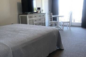 Hotelli Knapps Narrows Marina & Inn