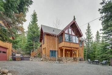 Dom wiejski Idaho Springs Home W/ Amazing Mountain Views!