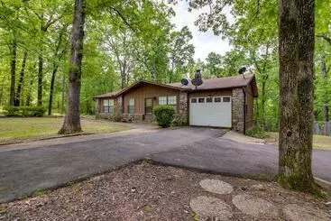 コテージ Peaceful Cabin: 3 Mi To Hot Springs National Park!