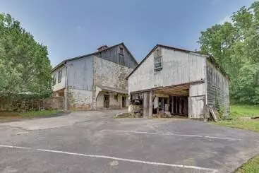 Mökkimajoitus Spacious Country Home In Coatesville On Old Ranch!