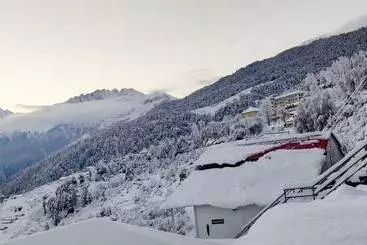 هتل Mountain Rover Auli