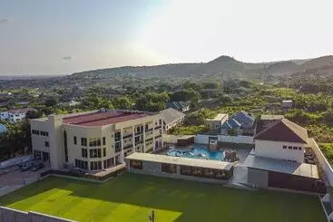 Hotelli The Platinum Bay