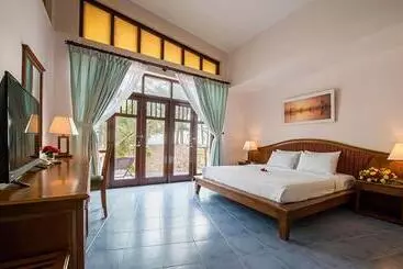 Lazi Beach Resort