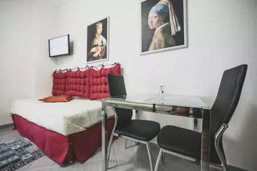 Art & Books Bed And Breakfast