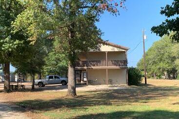 Hotell Holly Park Marina