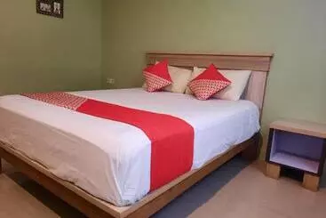 Hotel Oyo 93145 Pondok Alam Syariah