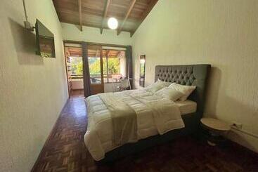هتل Balcón Del Cielo, Tu Refugio Con Baño Privado