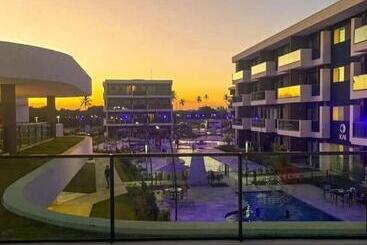 アパートホテル Porto Beach Resort   Makia Beach Experience