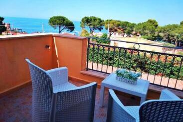 פנסיון Casa Vacanze Oasi Verde