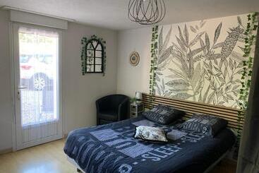 פנסיון Une Agreable Chambre Independante