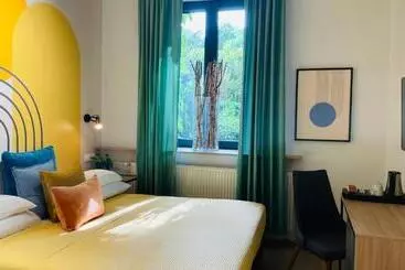 Hostel Fifteen Boutique Rooms Budapest With Self Check In