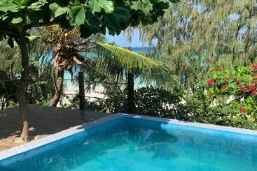 リゾートホテル Zi Dhow Beach Cottage